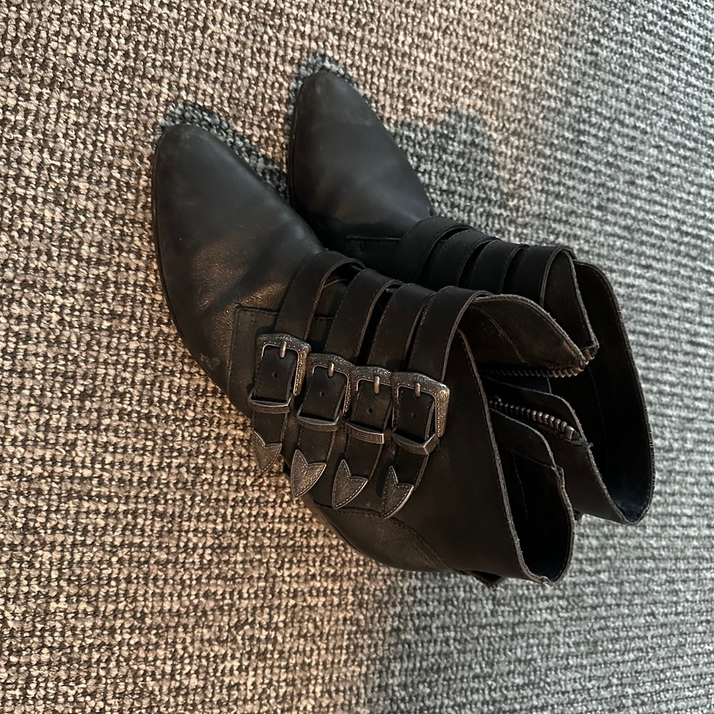 Steve Madden Black Booties